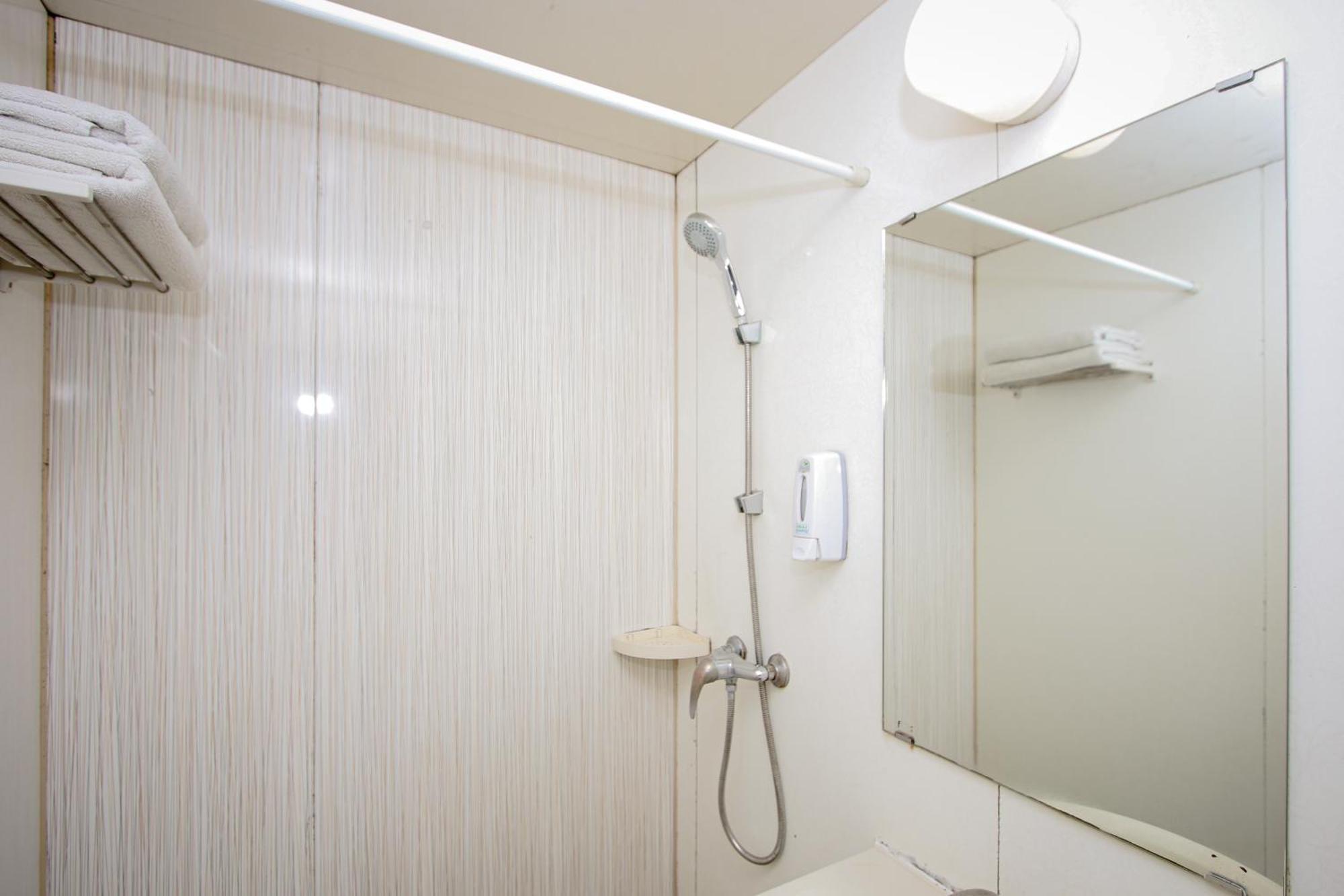 Zodiak Asia Afrika By Kagum Hotels Bandung Buitenkant foto